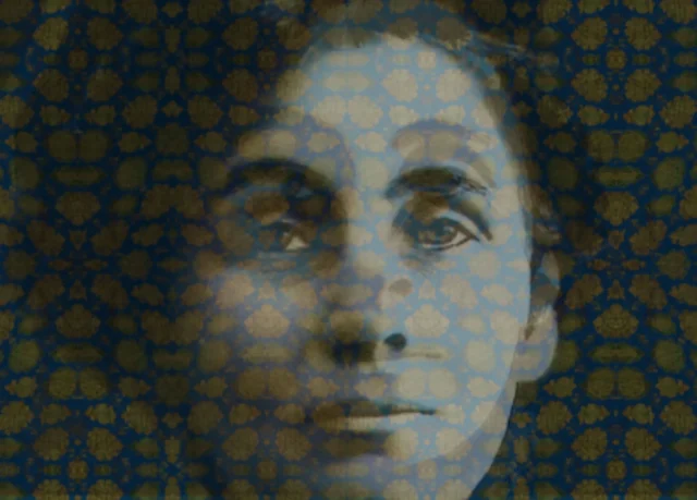 Ritratto di Emmeline Pankhurst, donna pioniera attivista. Opera facente parte della mostra "L'intelligenza di Venere" di Dusciana Bravura.