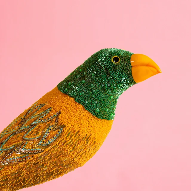 Orange Bird, scultura in mosaico di Dusciana Bravura, 75x30x28 cm, 2014