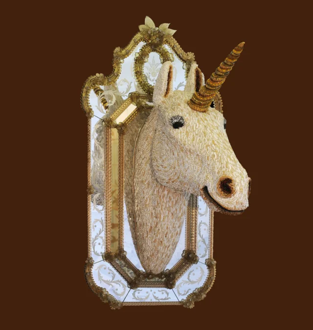 Unicorno, scultura in mosaico di Dusciana Bravura, MAR Ravenna, 110x70x60 cm